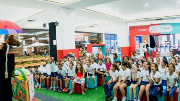 teatro sobre o dia do livro